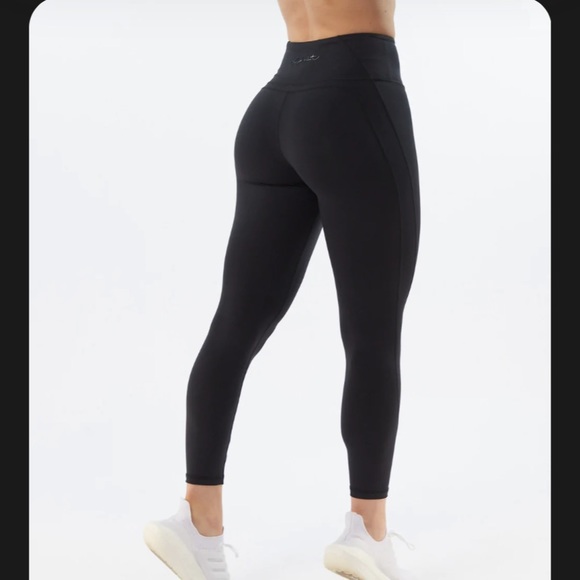 Alphalete Pants & Jumpsuits Alphalete Pulse Surge Leggings Poshmark